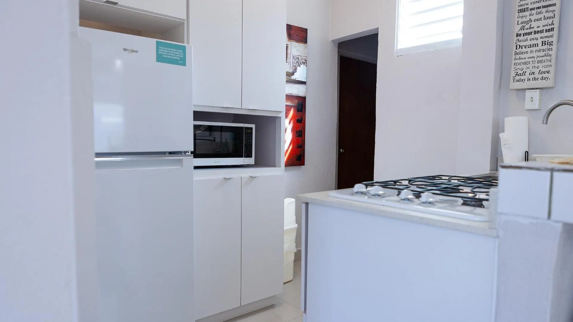 Apartment 202-Beautiful City Gem Near The Beach With Free Parking San Juan
